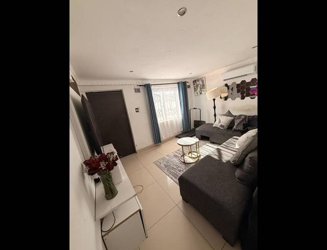 4 BEDROOM HOUSE FOR SALE IN NTUZUMA E